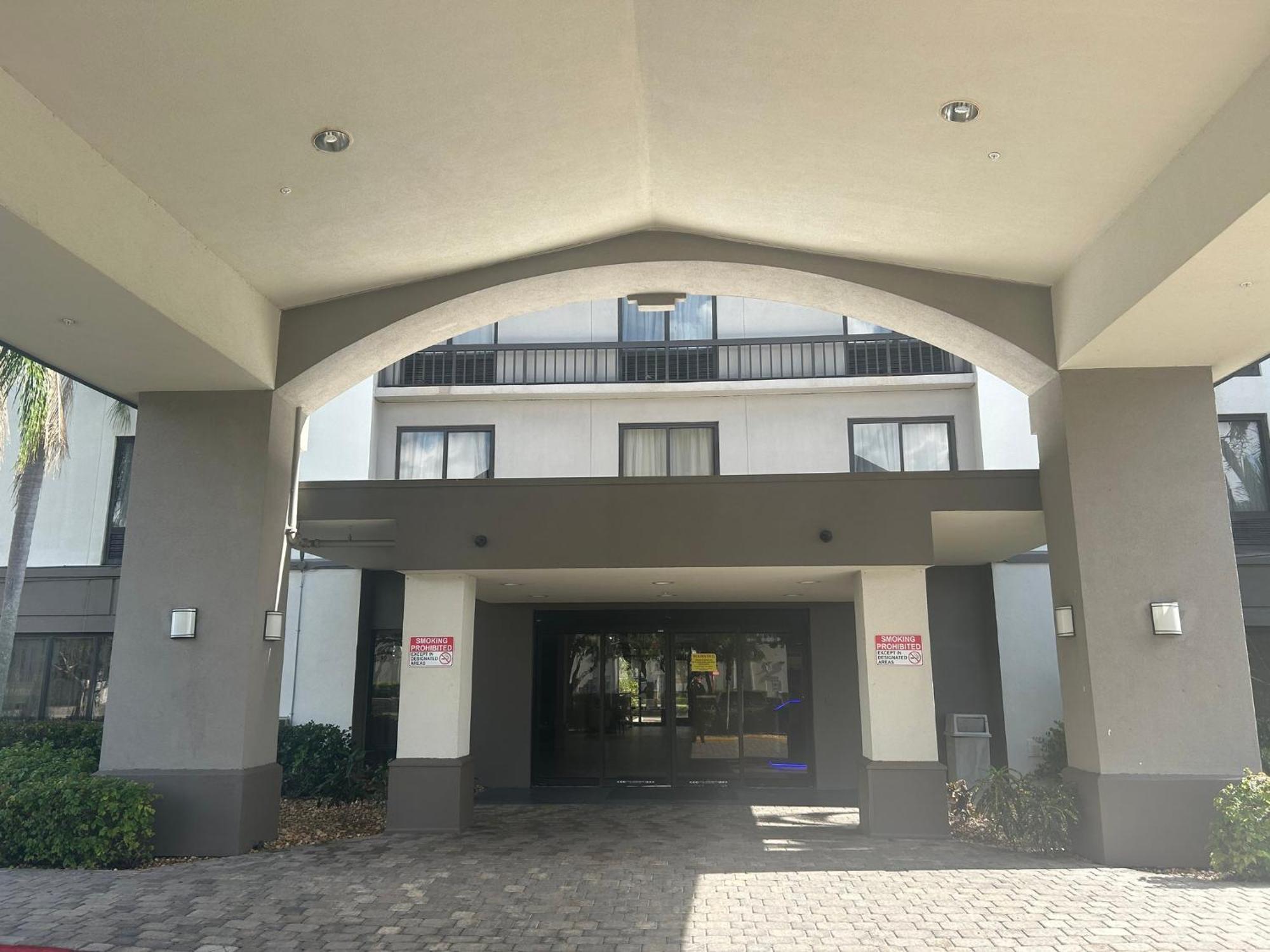 Airport Inn Fort Myers Kültér fotó