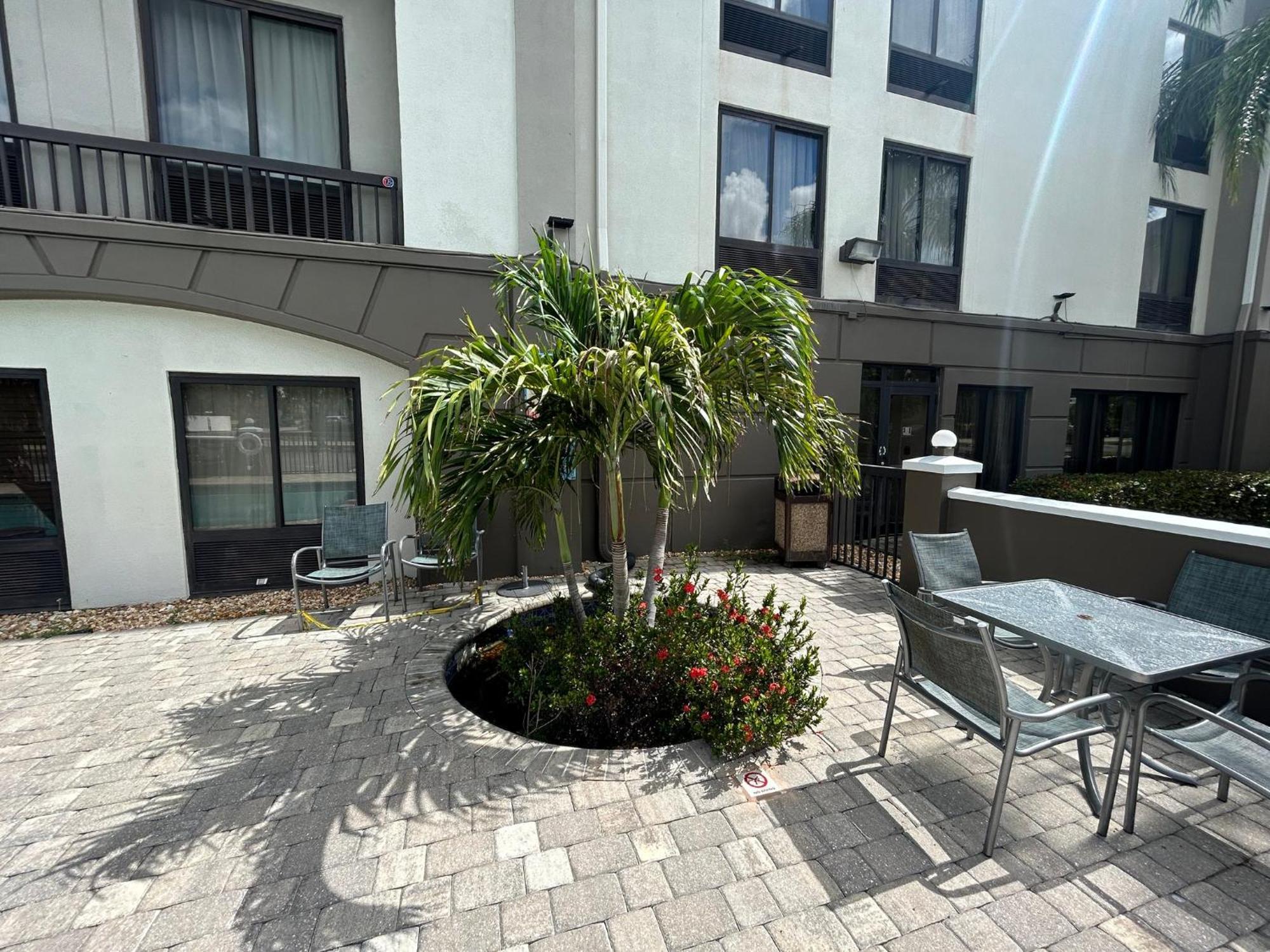 Airport Inn Fort Myers Kültér fotó